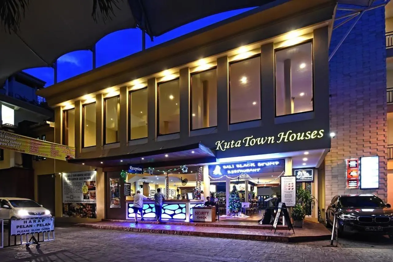 **** Appart hôtel Kuta Town House Apartments Indonésie