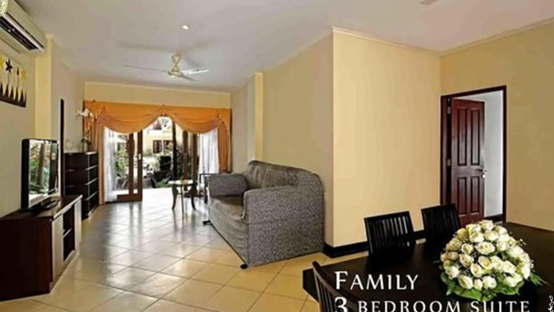 Kuta Town House Apartments