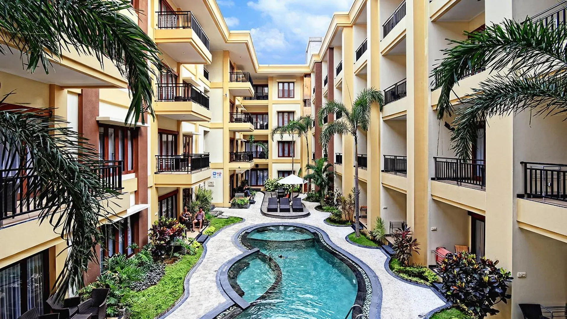 Kuta Town House Apartments