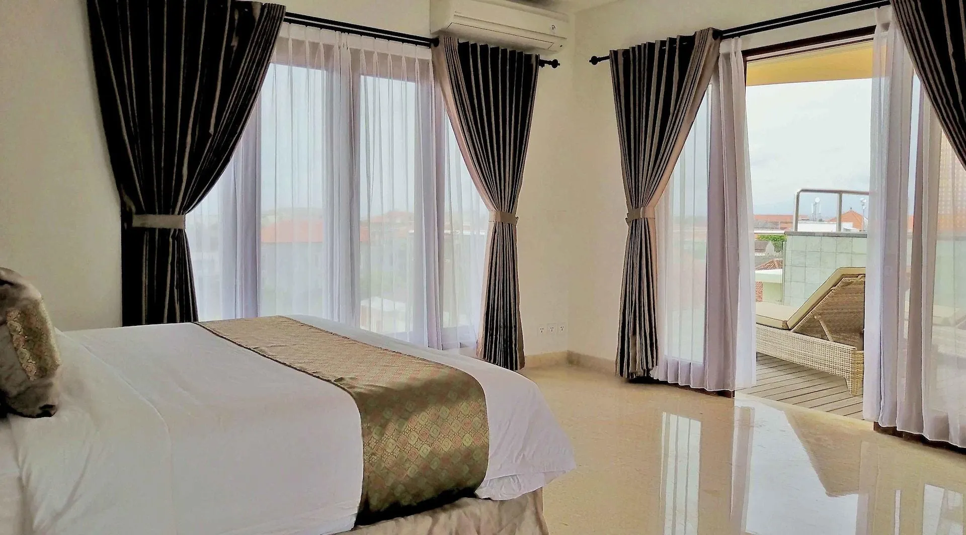 Kuta Town House Apartments Indonesia